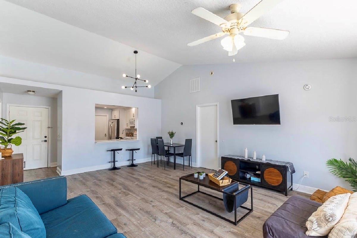 252 HIDDEN SPRINGS CIR, KISSIMMEE, FL, 34743