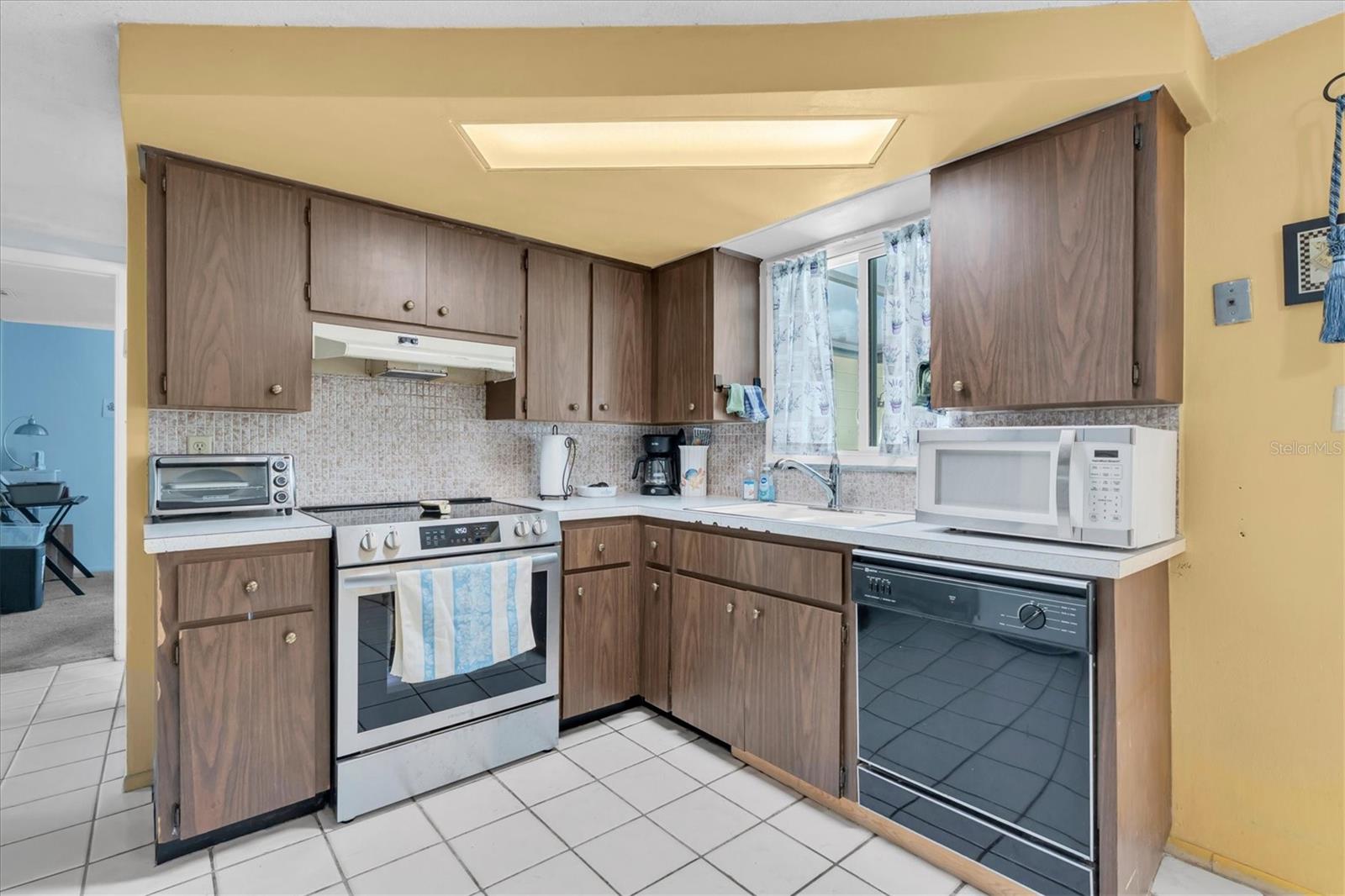 9106 LUNAR LN, PORT RICHEY, FL, 34668