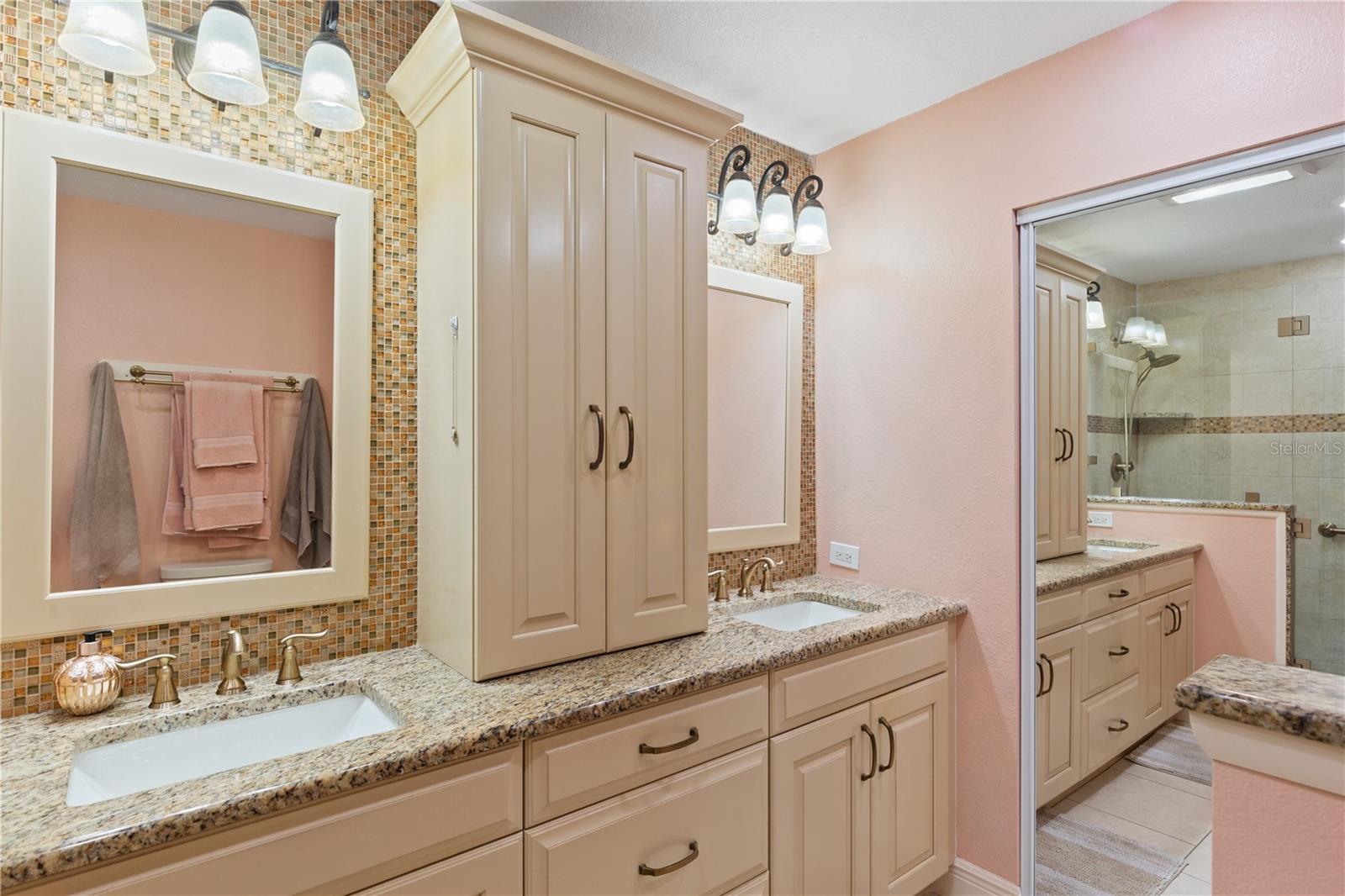 405 HOLLY HILL RD, OLDSMAR, FL, 34677