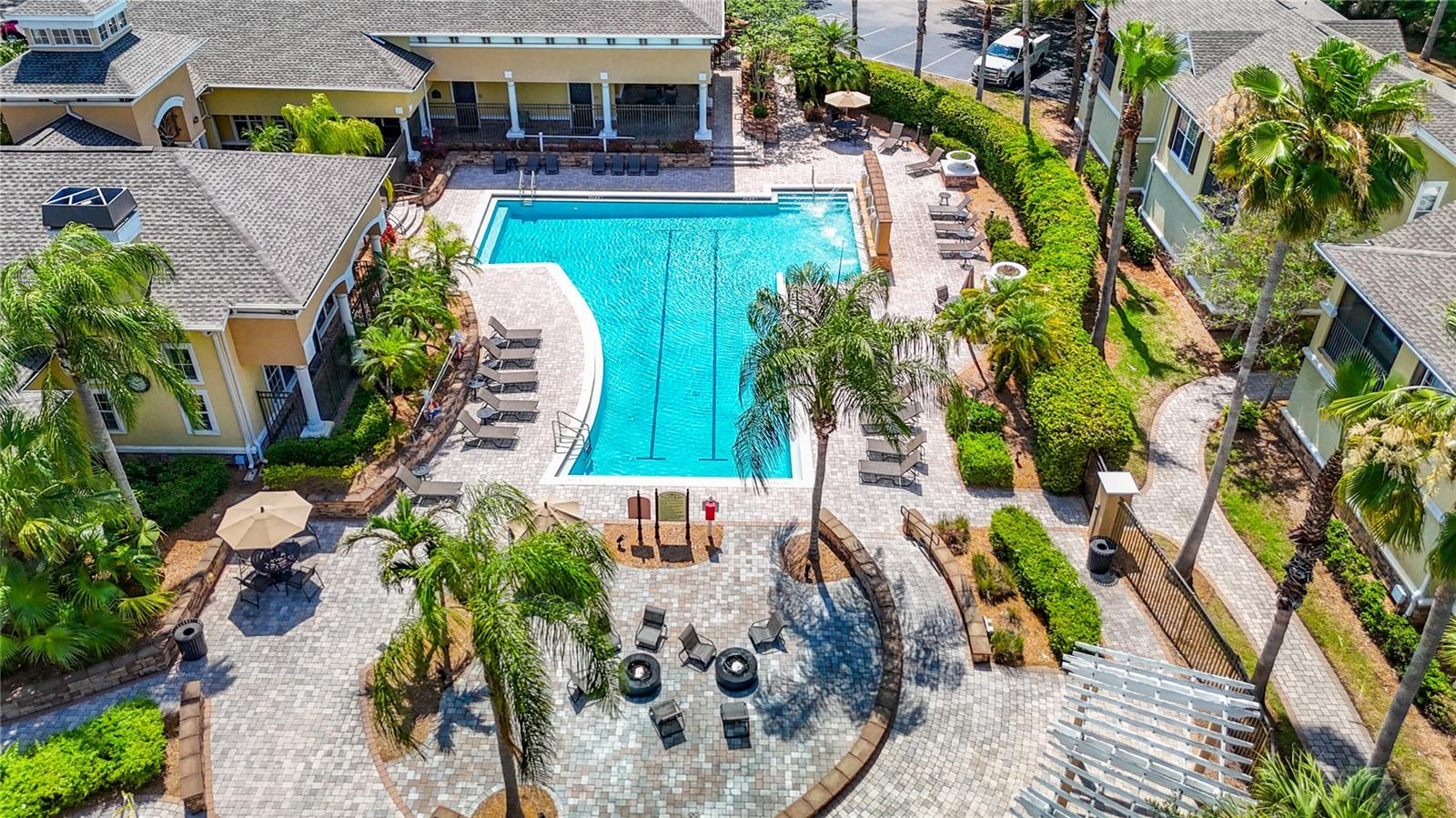 10201 COURTNEY PALMS BLVD #203, TAMPA, FL, 33619