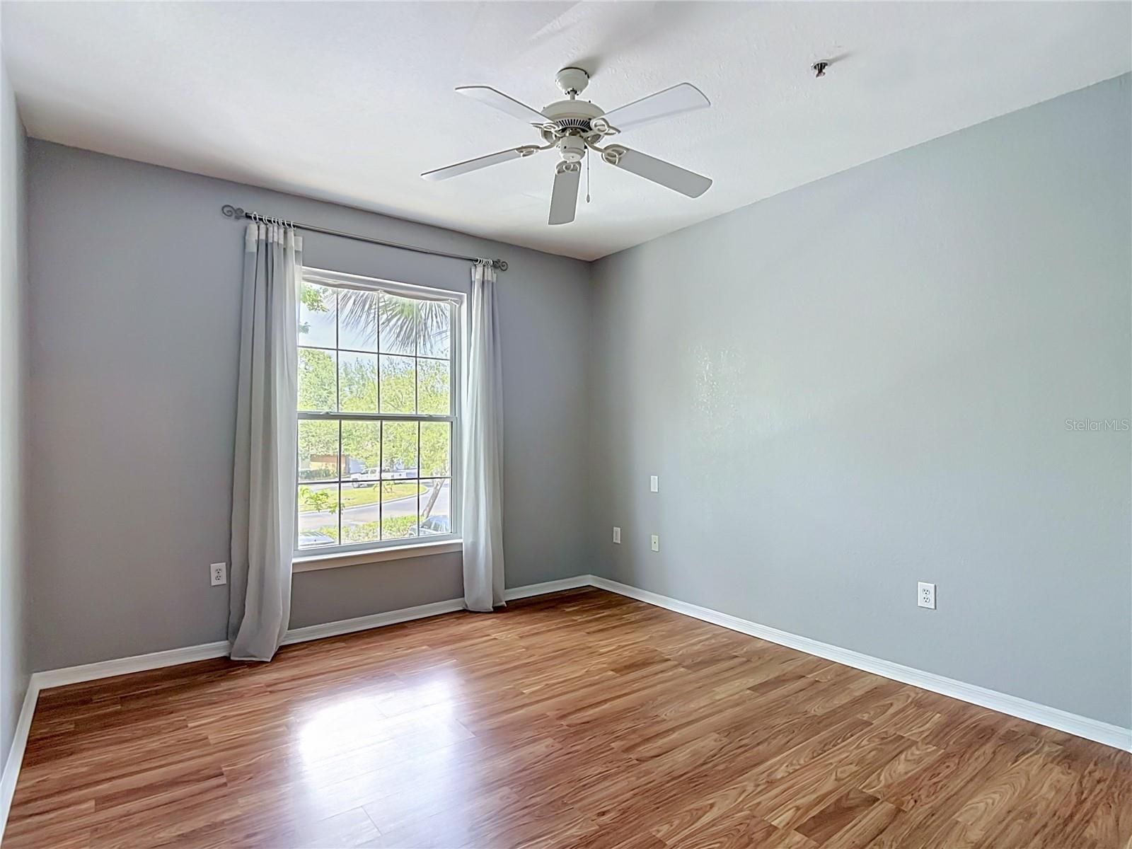 10201 COURTNEY PALMS BLVD #203, TAMPA, FL, 33619