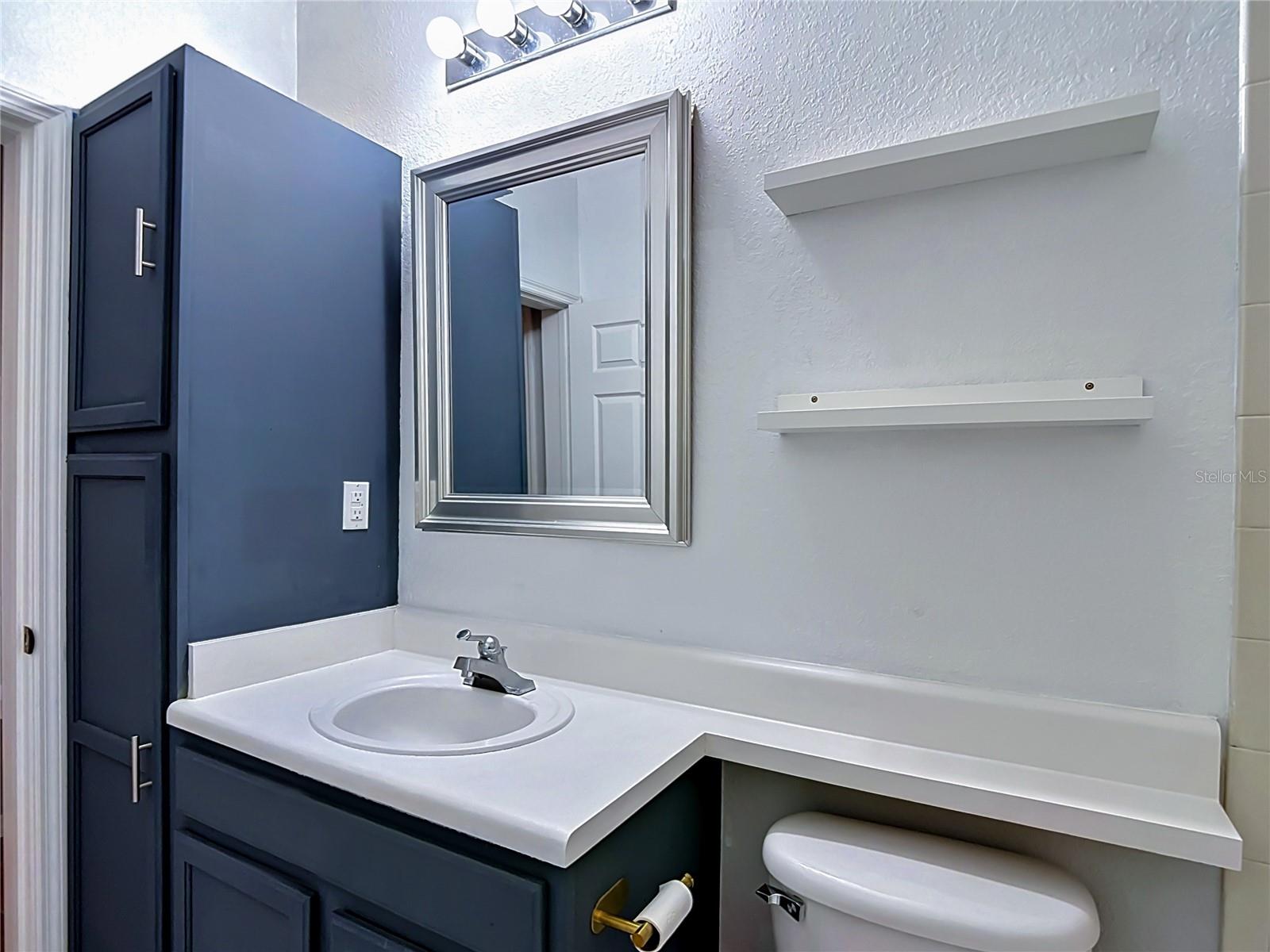10201 COURTNEY PALMS BLVD #203, TAMPA, FL, 33619
