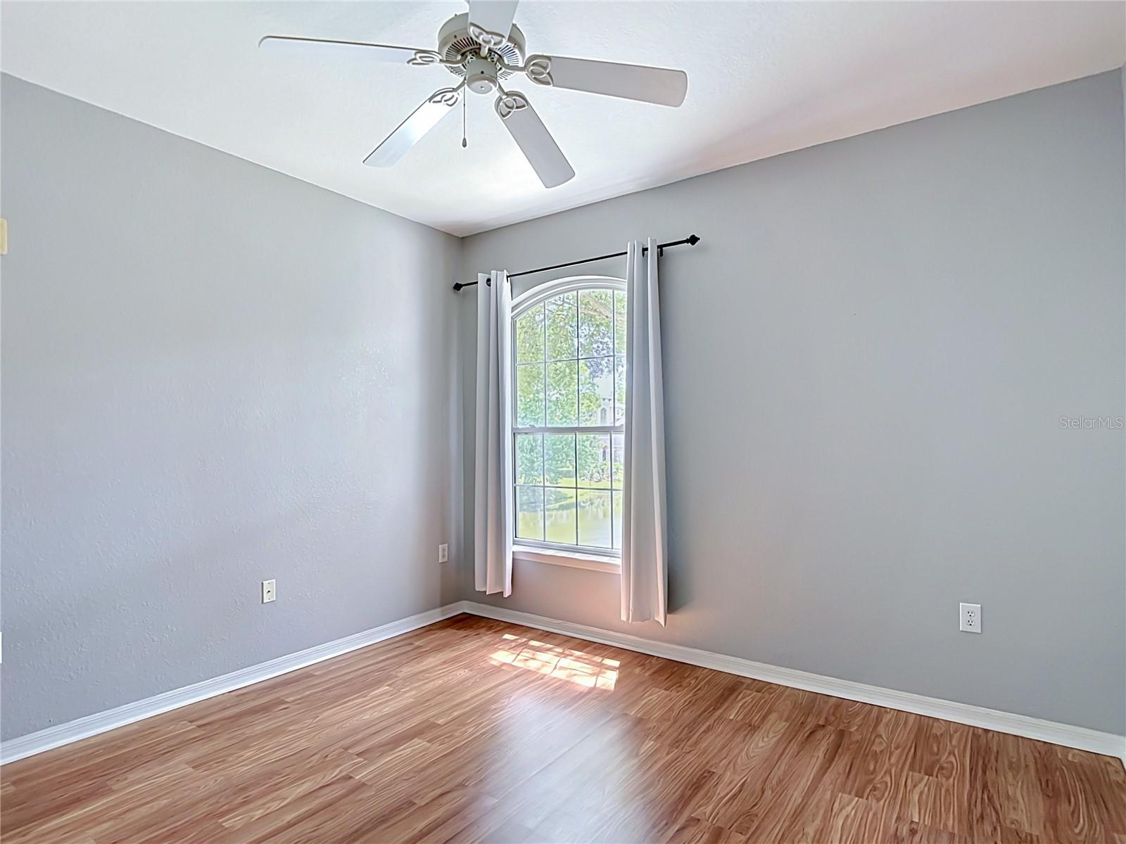 10201 COURTNEY PALMS BLVD #203, TAMPA, FL, 33619