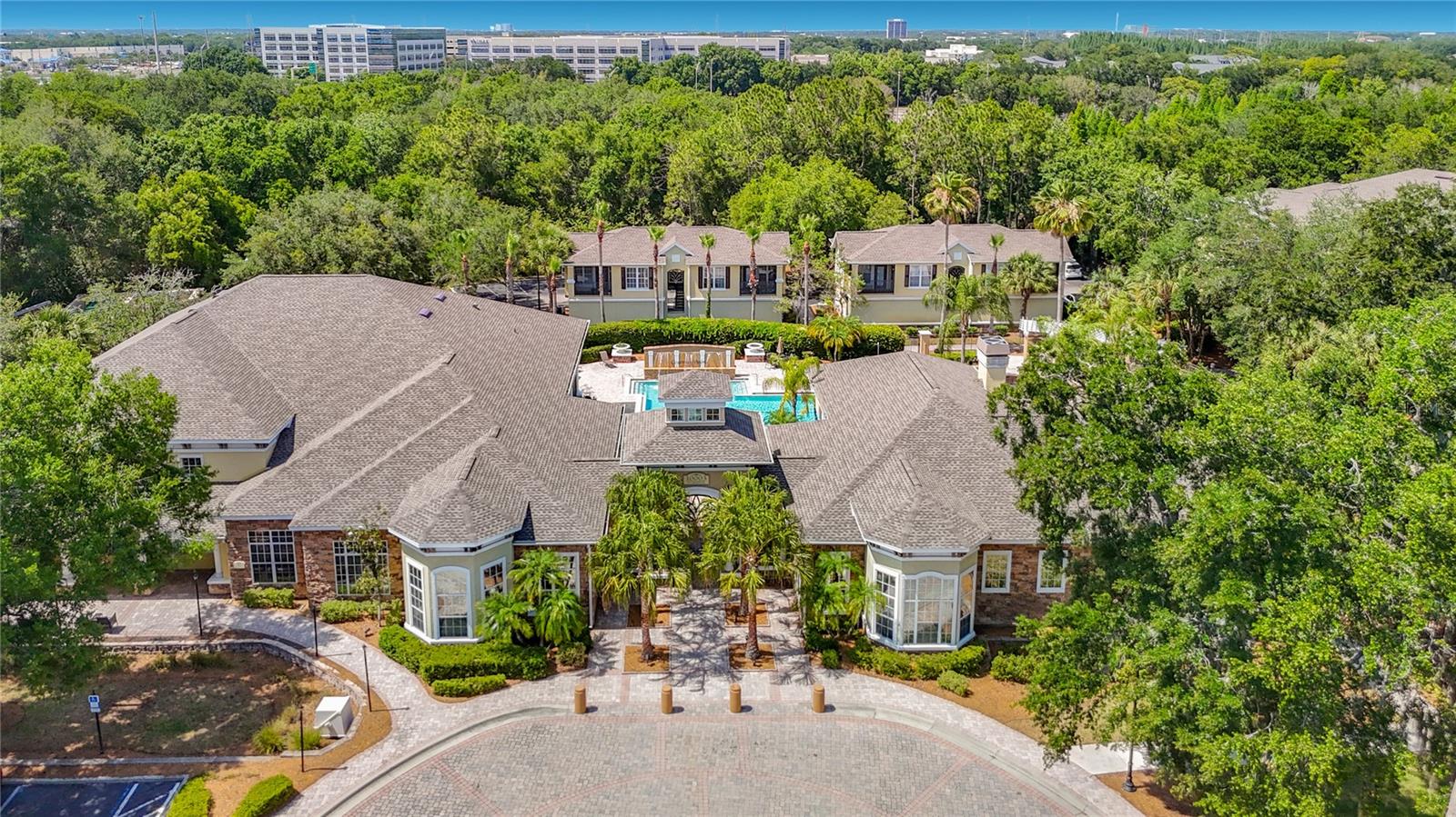 10201 COURTNEY PALMS BLVD #203, TAMPA, FL, 33619