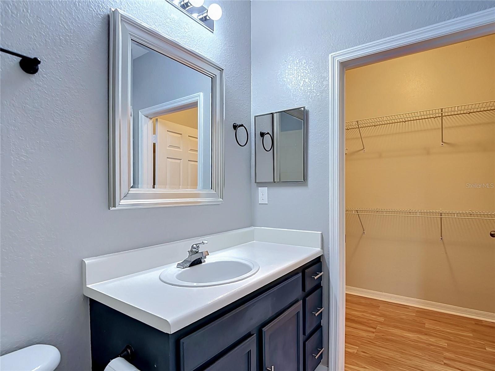 10201 COURTNEY PALMS BLVD #203, TAMPA, FL, 33619