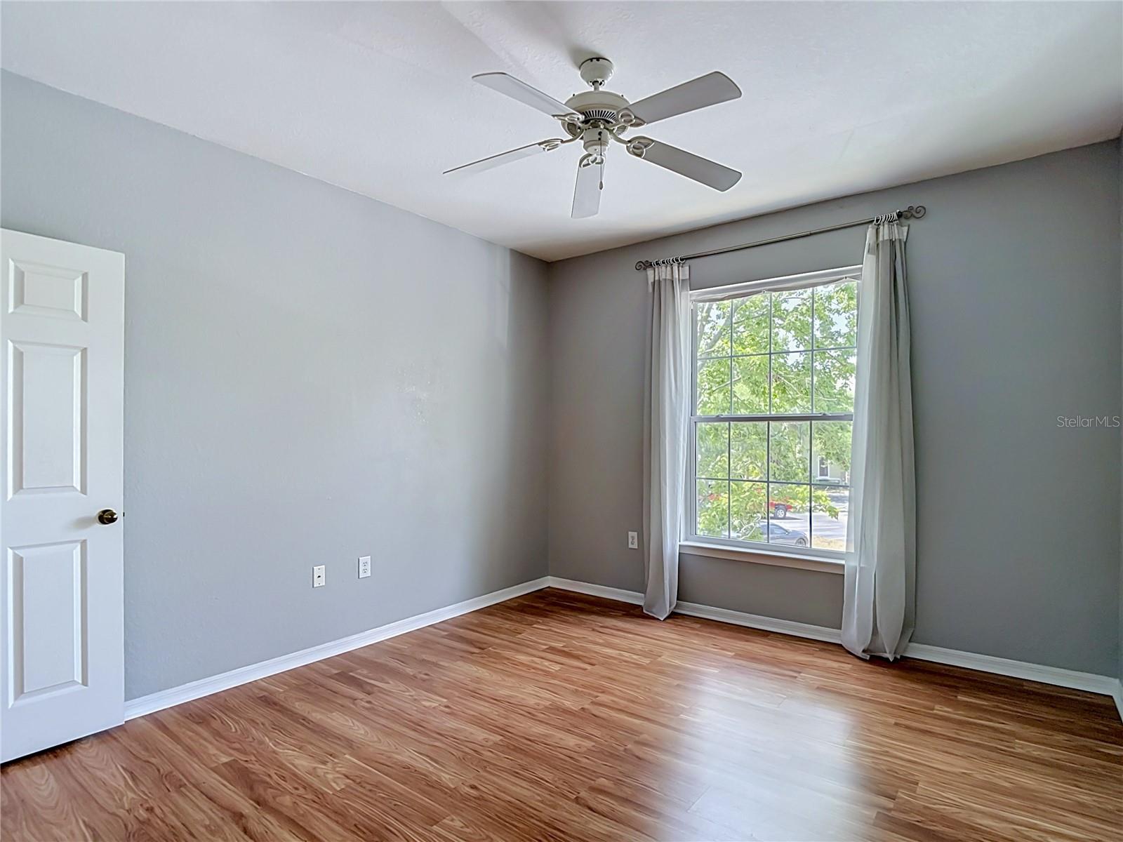 10201 COURTNEY PALMS BLVD #203, TAMPA, FL, 33619