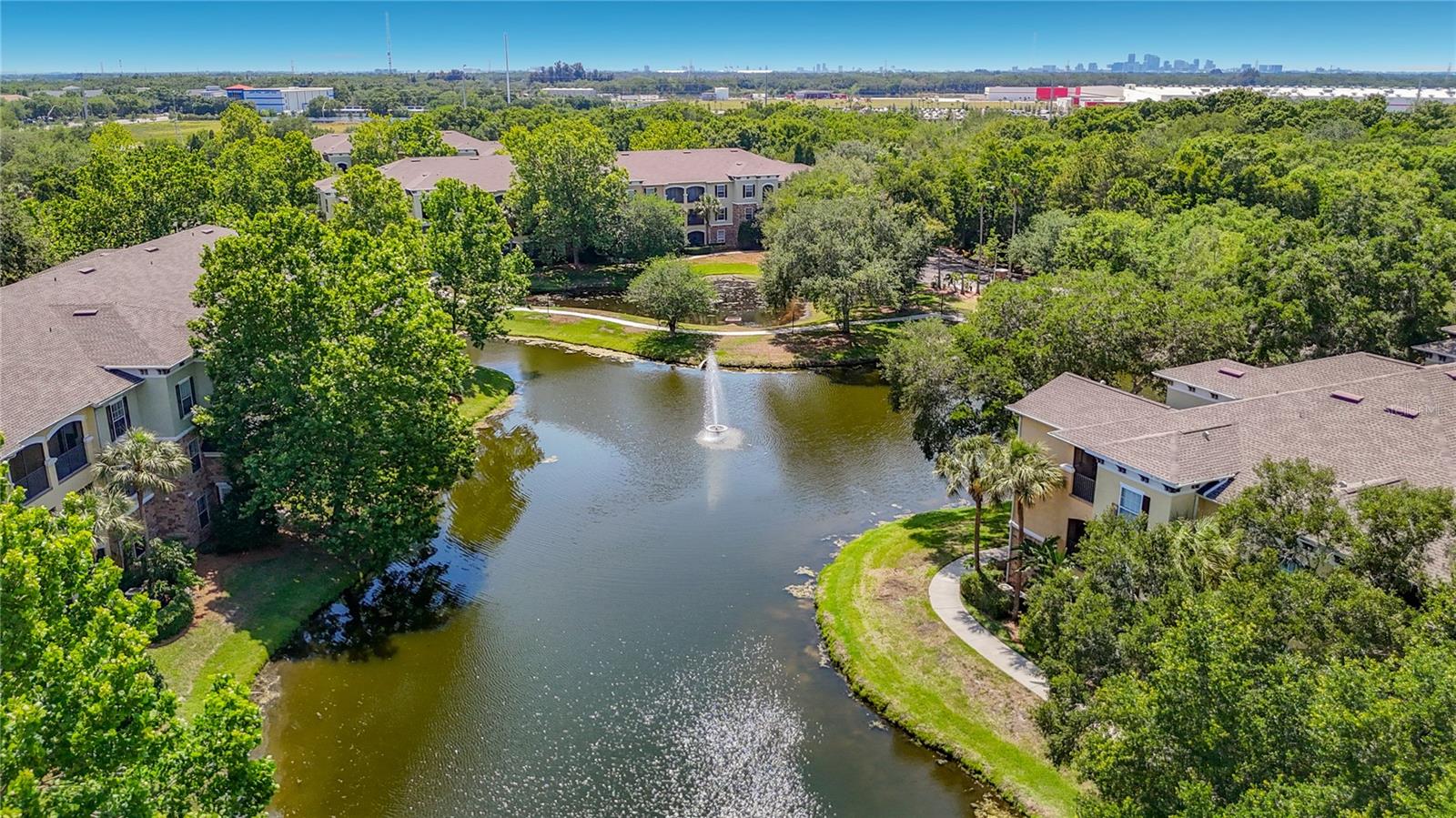 10201 COURTNEY PALMS BLVD #203, TAMPA, FL, 33619