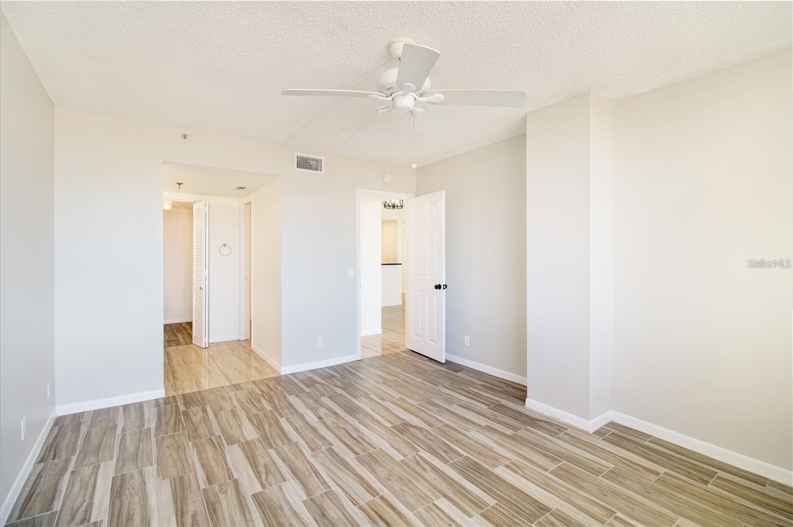 6372 PALMA DEL MAR BLVD S #405, ST PETERSBURG, FL, 33715