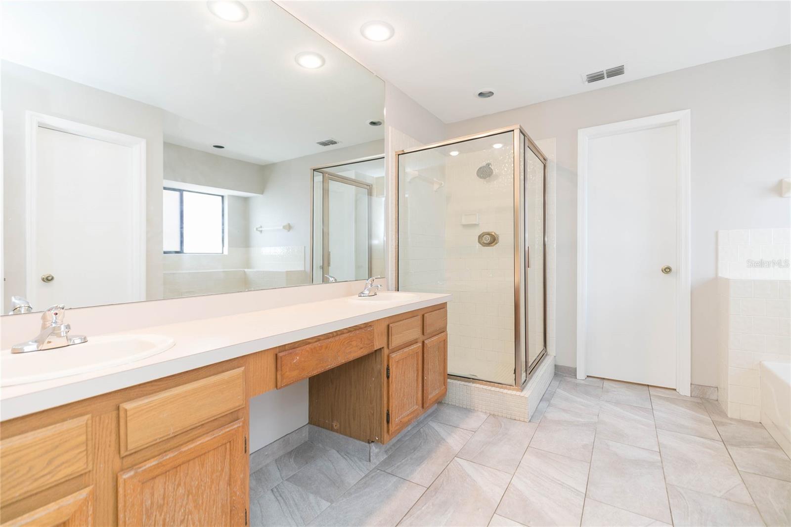 18306 FELSPAR WAY, TAMPA, FL, 33647
