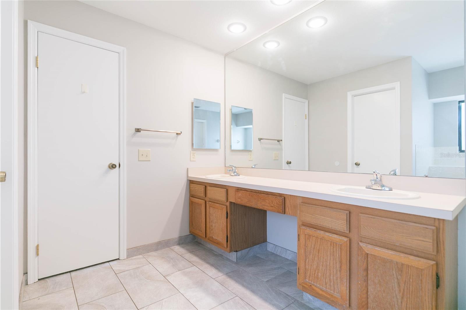18306 FELSPAR WAY, TAMPA, FL, 33647