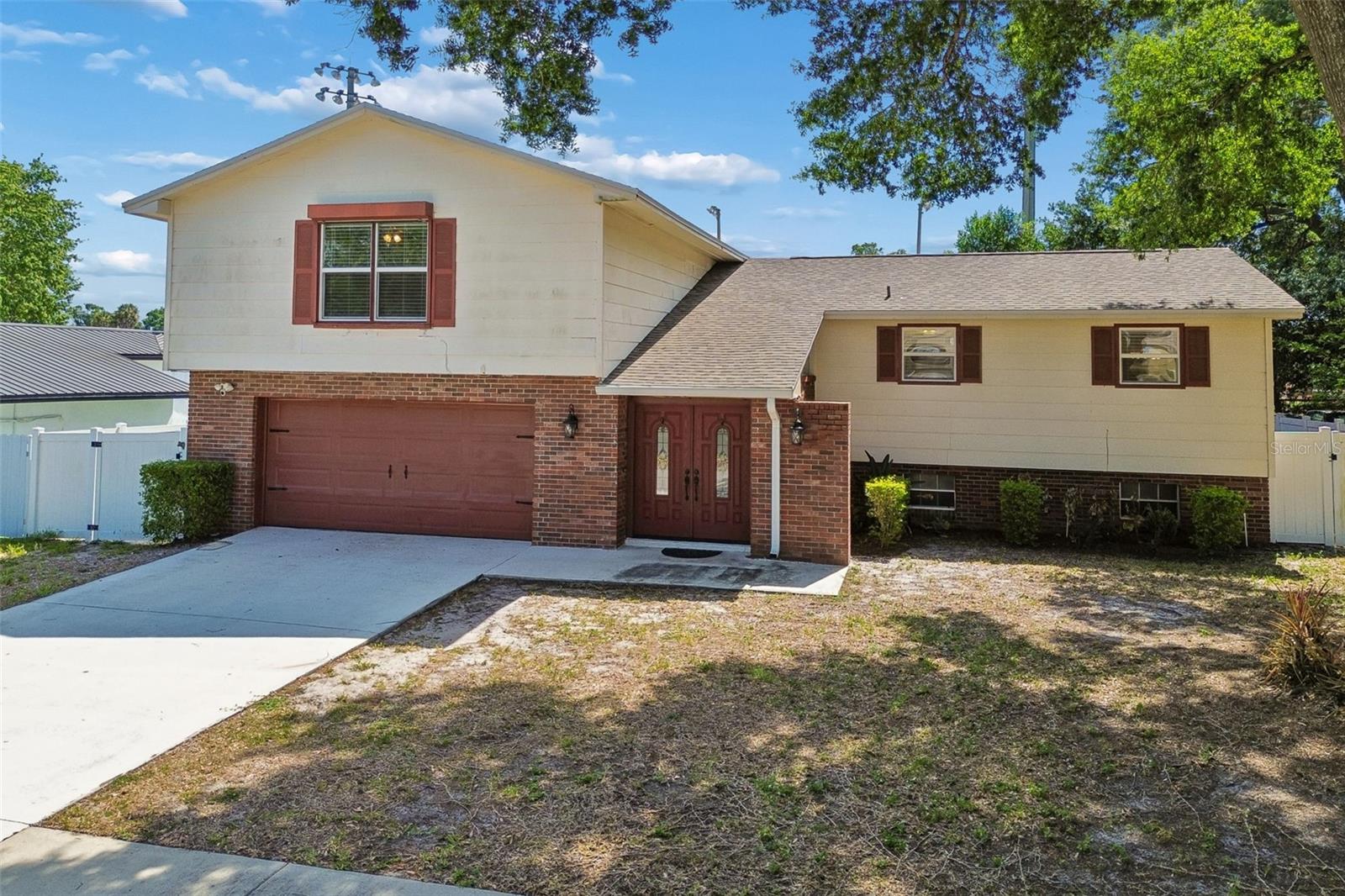 2620 GIANT PL, SEFFNER, FL, 33584