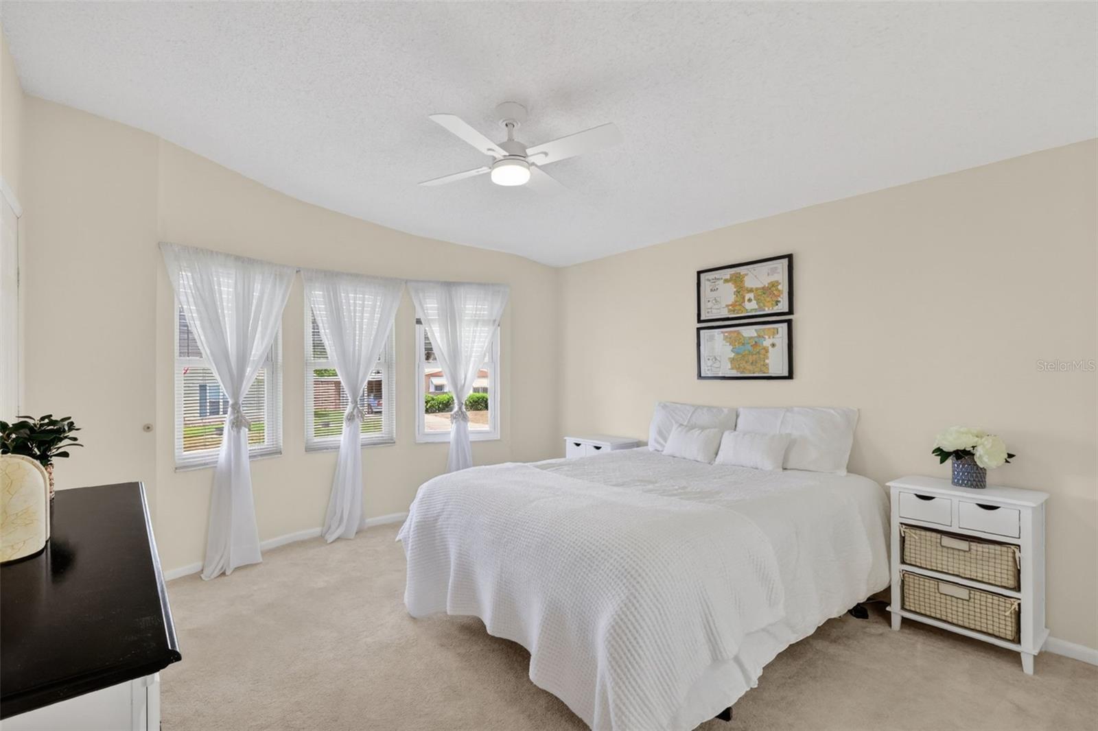 706 TANGERINE DR, LADY LAKE, FL, 32159