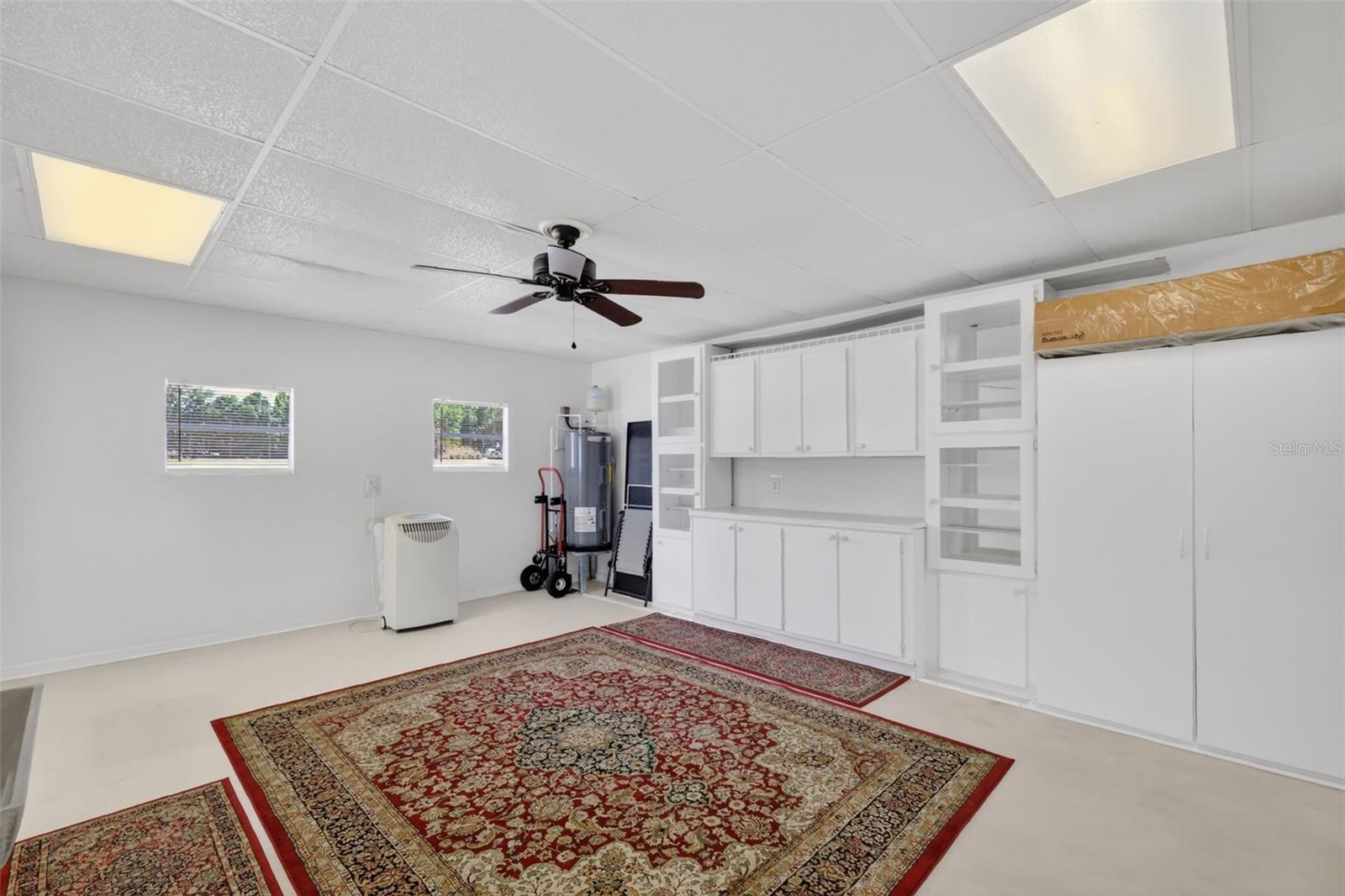 706 TANGERINE DR, LADY LAKE, FL, 32159