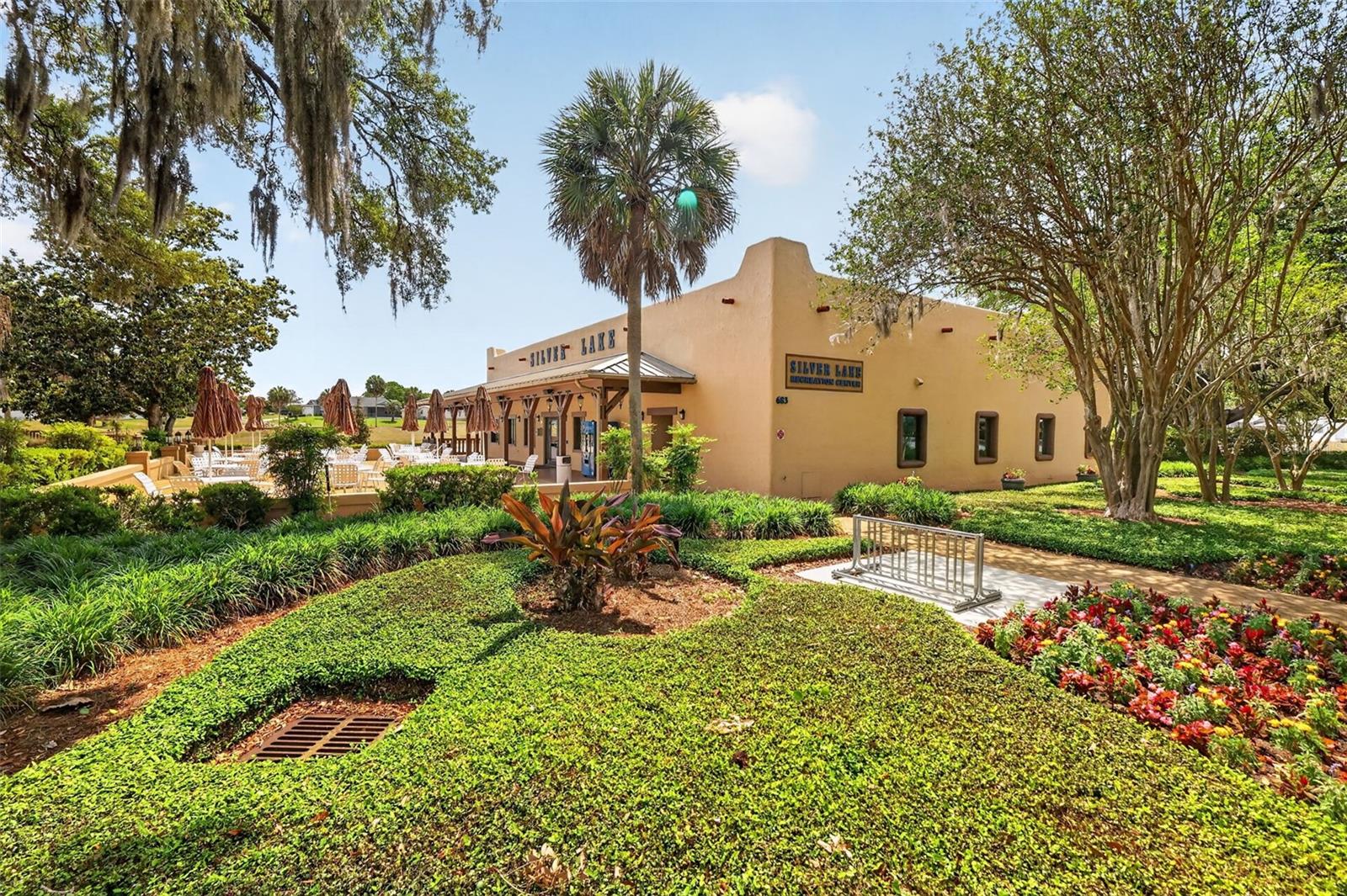 706 TANGERINE DR, LADY LAKE, FL, 32159