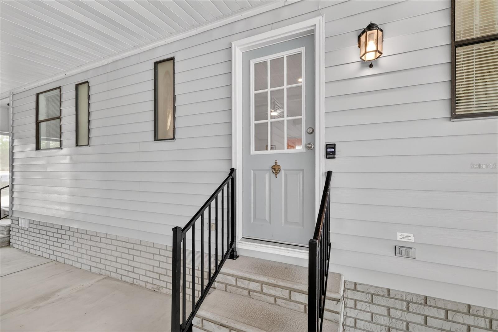 706 TANGERINE DR, LADY LAKE, FL, 32159
