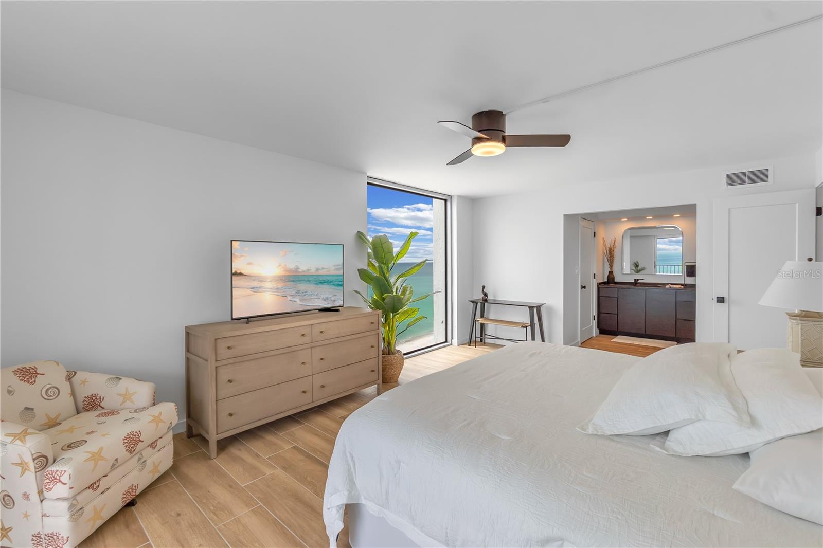 2301 GULF OF MEXICO DR #102N, LONGBOAT KEY, FL, 34228