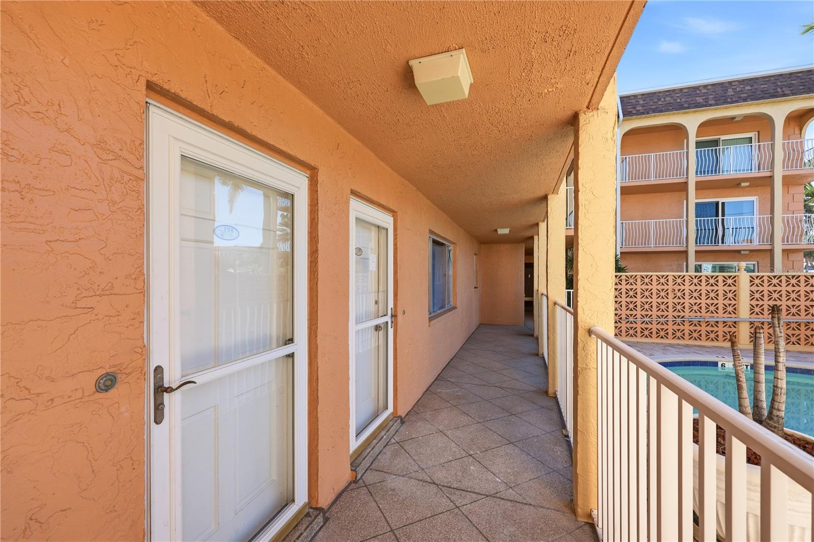 3575 GULF BLVD #105, ST PETE BEACH, FL, 33706