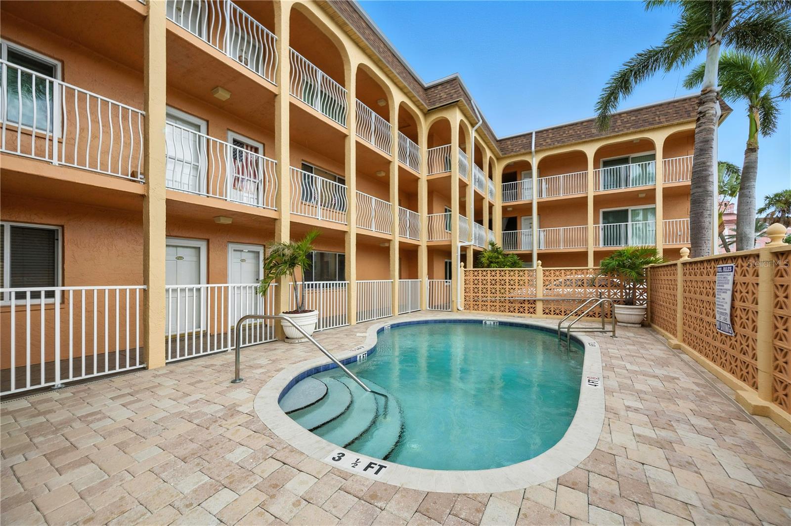 3575 GULF BLVD #105, ST PETE BEACH, FL, 33706