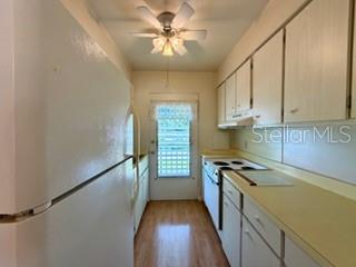 3900 ROXANE BLVD #11B, SARASOTA, FL, 34235