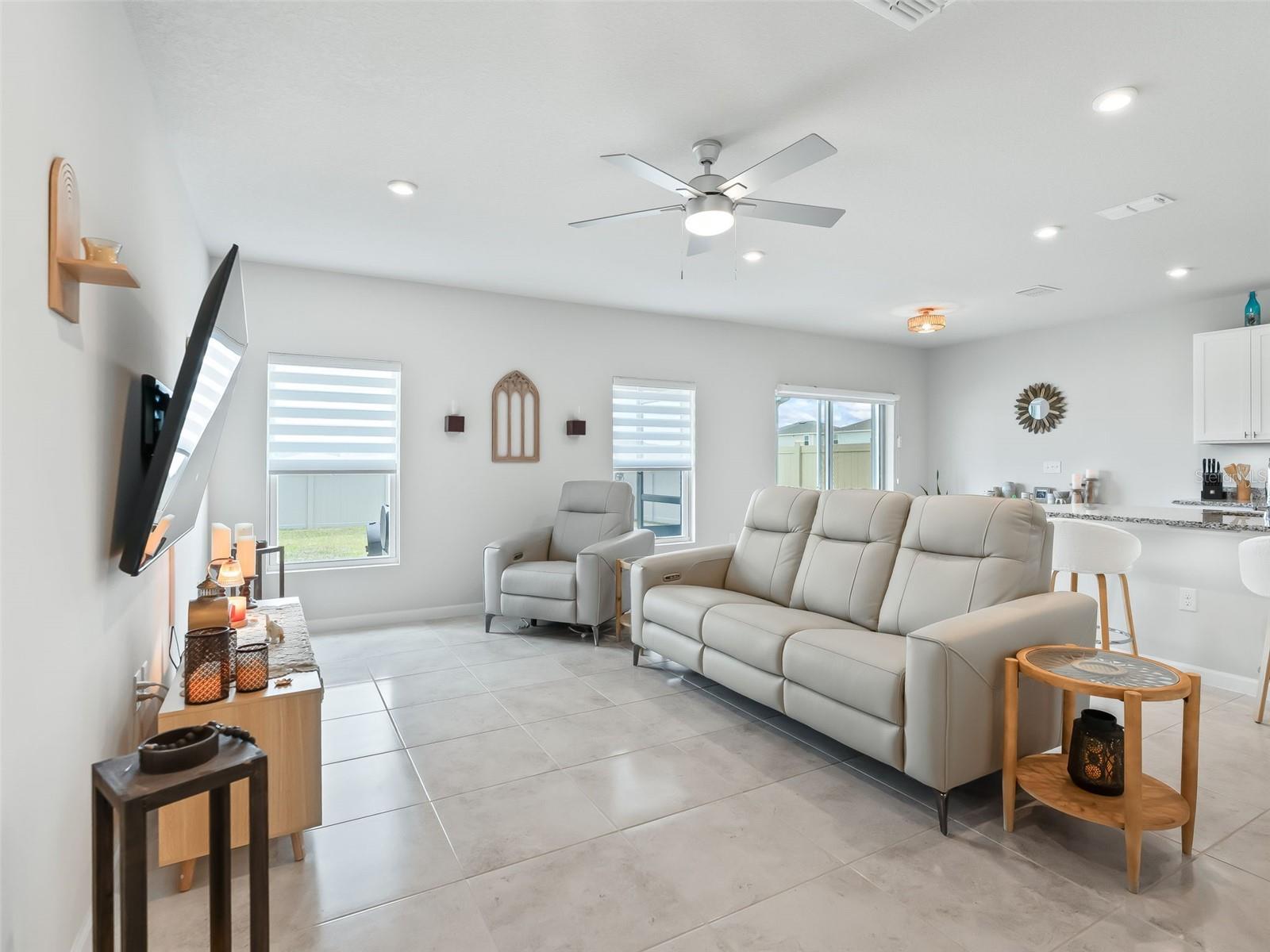 2133 TENNESSEE ST, SUMTERVILLE, FL, 33585
