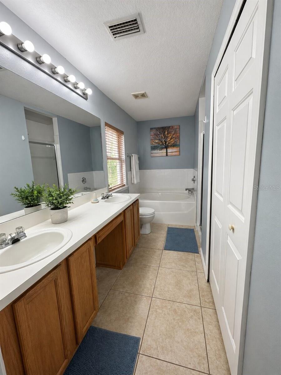 27748 SUGAR LOAF DR, WESLEY CHAPEL, FL, 33544