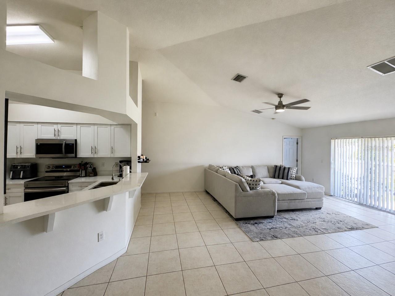 27748 SUGAR LOAF DR, WESLEY CHAPEL, FL, 33544