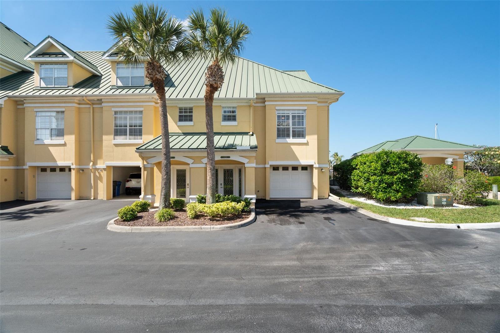 6420 SUNSET BAY CIR, APOLLO BEACH, FL, 33572