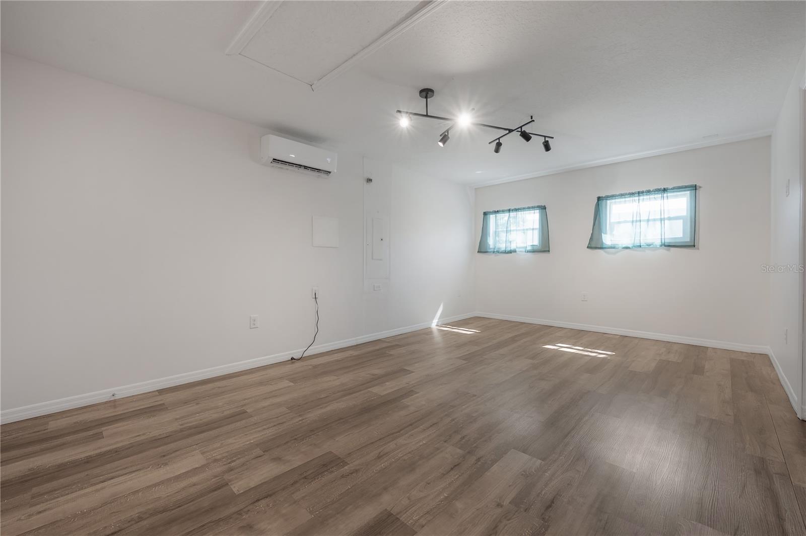 4022 N MARGUERITE ST, TAMPA, FL, 33603