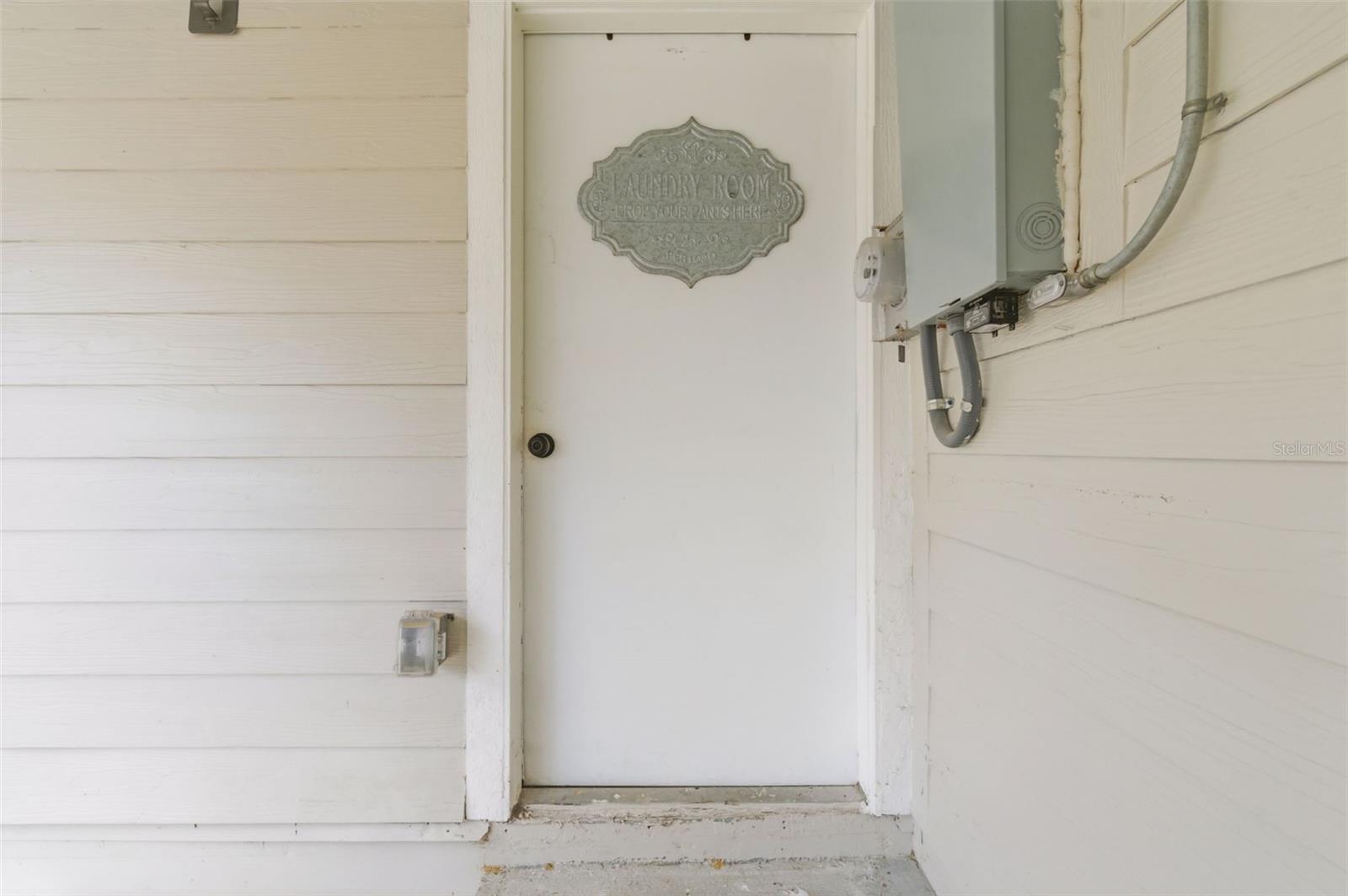 4146 DES MOINES ST NE, ST PETERSBURG, FL, 33703