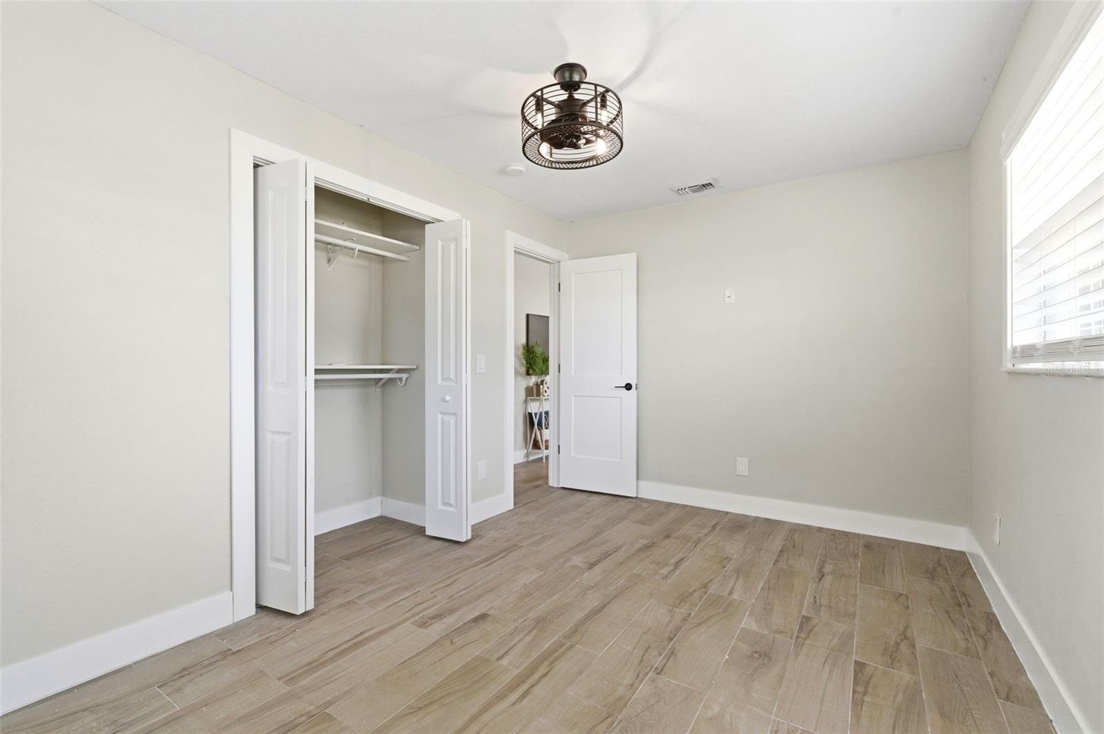 4146 DES MOINES ST NE, ST PETERSBURG, FL, 33703