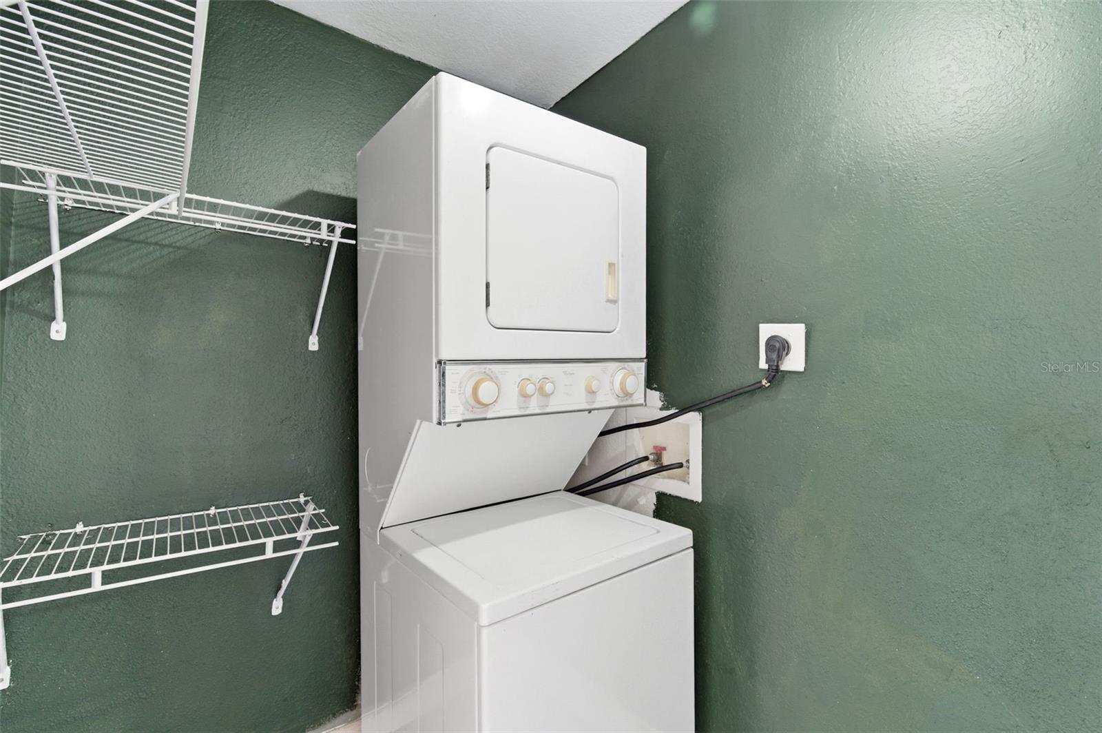 4146 DES MOINES ST NE, ST PETERSBURG, FL, 33703