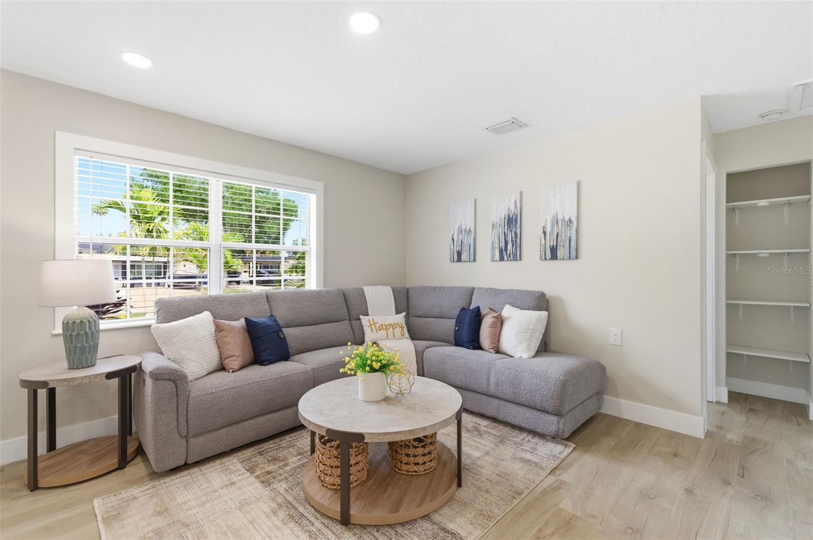 4146 DES MOINES ST NE, ST PETERSBURG, FL, 33703