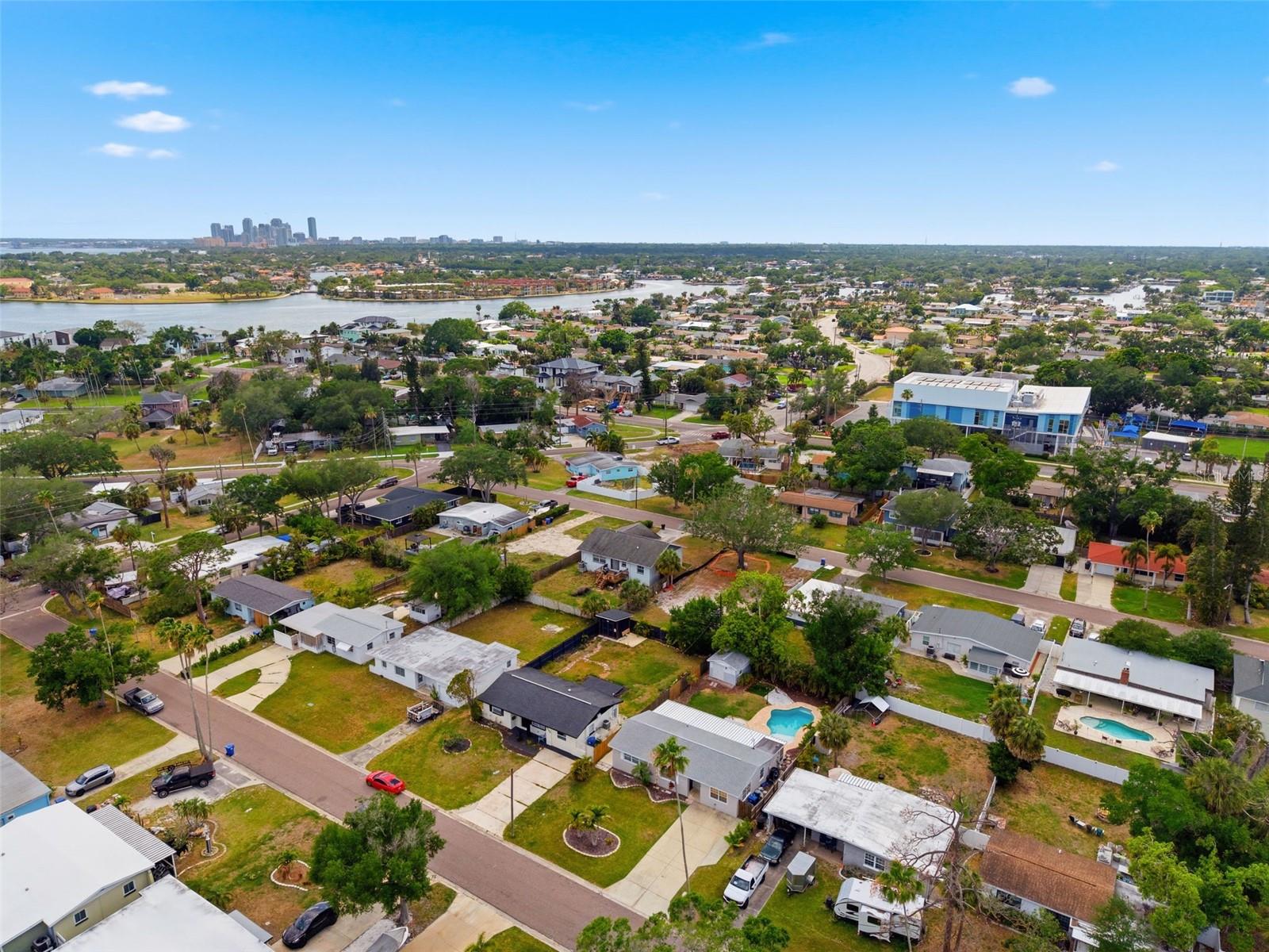 4146 DES MOINES ST NE, ST PETERSBURG, FL, 33703