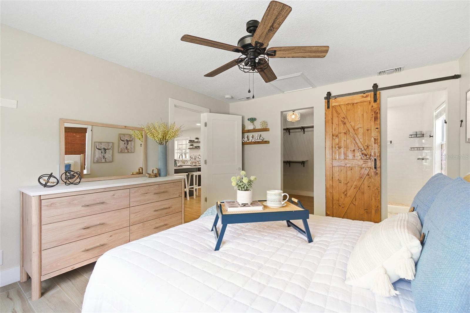 4146 DES MOINES ST NE, ST PETERSBURG, FL, 33703