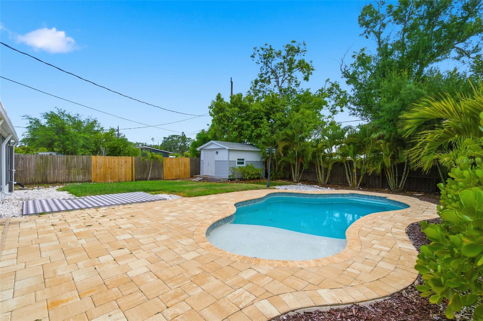 4146 DES MOINES ST NE, ST PETERSBURG, FL, 33703