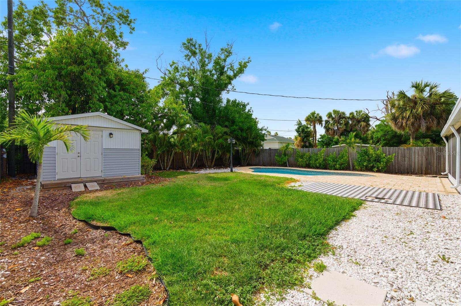4146 DES MOINES ST NE, ST PETERSBURG, FL, 33703