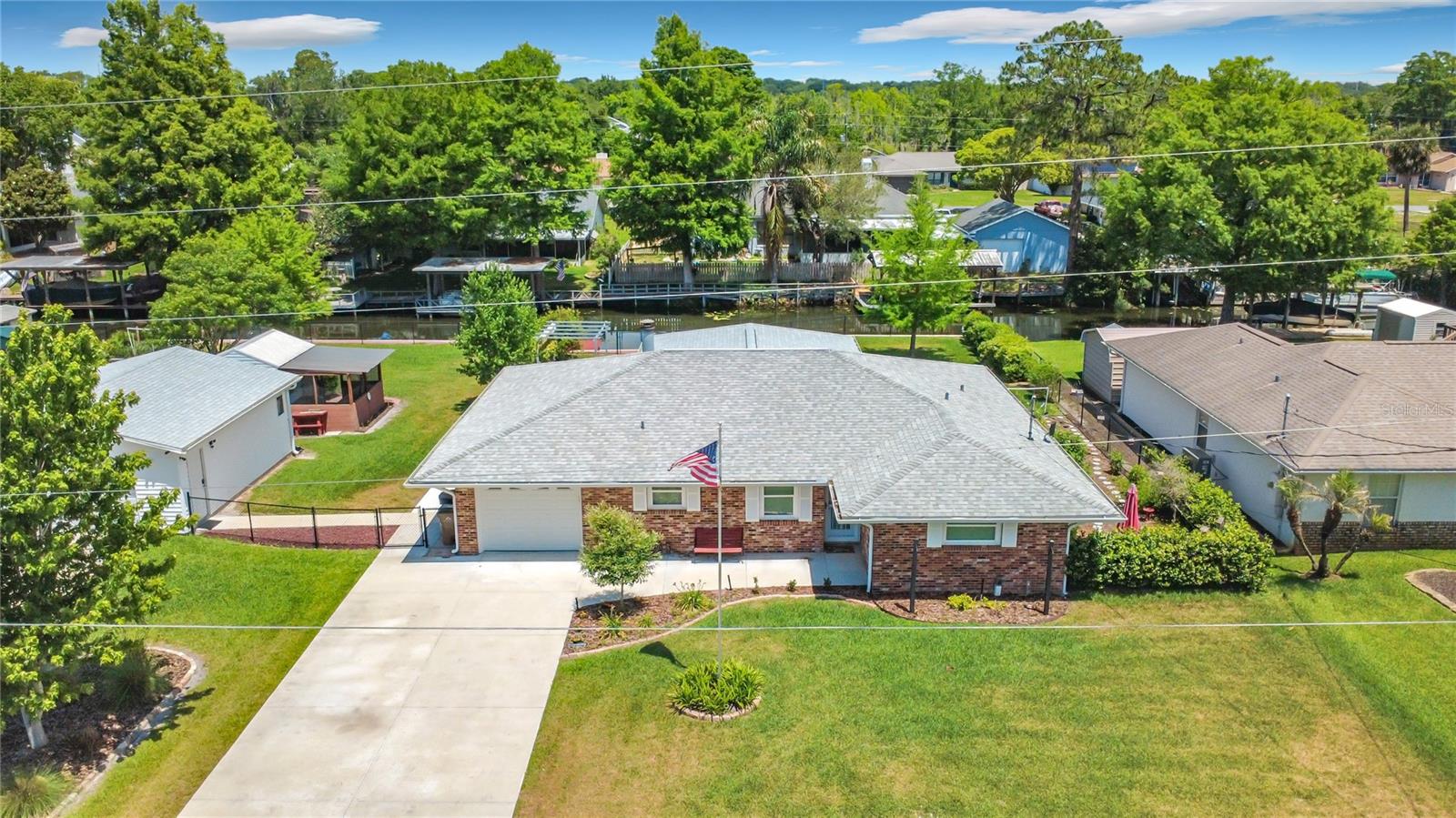 12547 PINE ISLAND DR, LEESBURG, FL, 34788