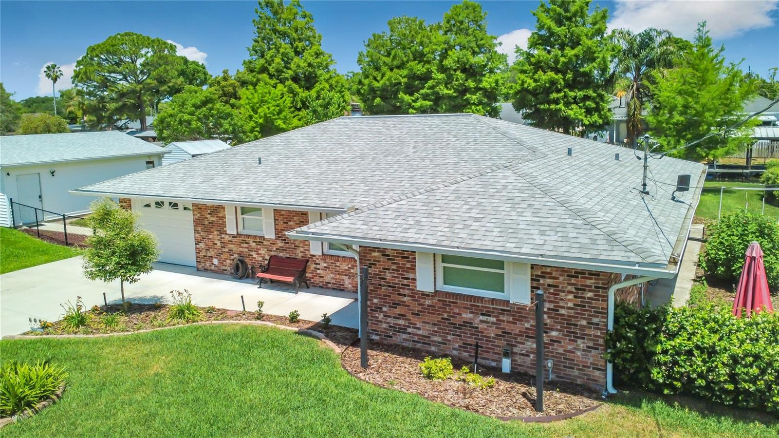 12547 PINE ISLAND DR, LEESBURG, FL, 34788