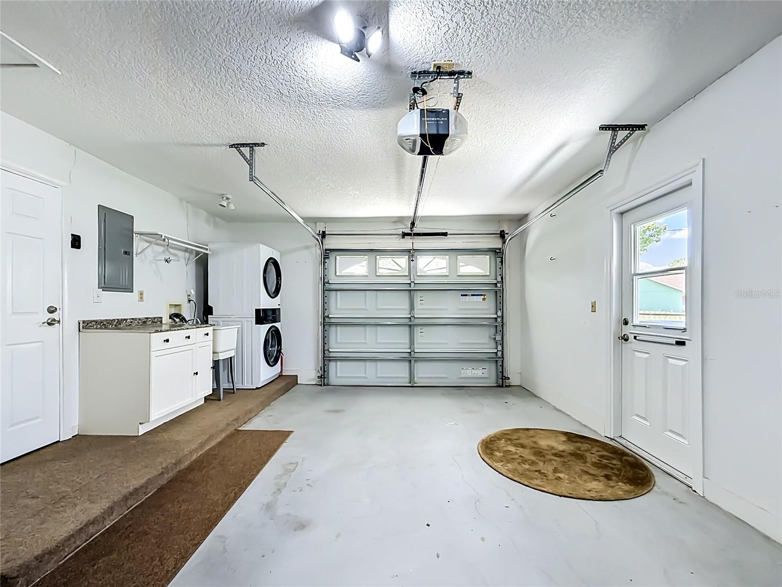 12547 PINE ISLAND DR, LEESBURG, FL, 34788