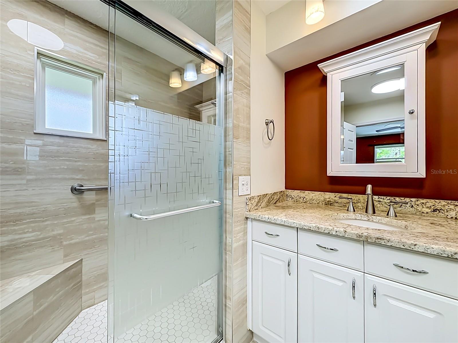 12547 PINE ISLAND DR, LEESBURG, FL, 34788