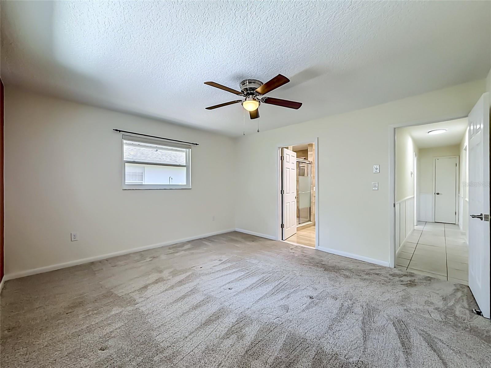 12547 PINE ISLAND DR, LEESBURG, FL, 34788