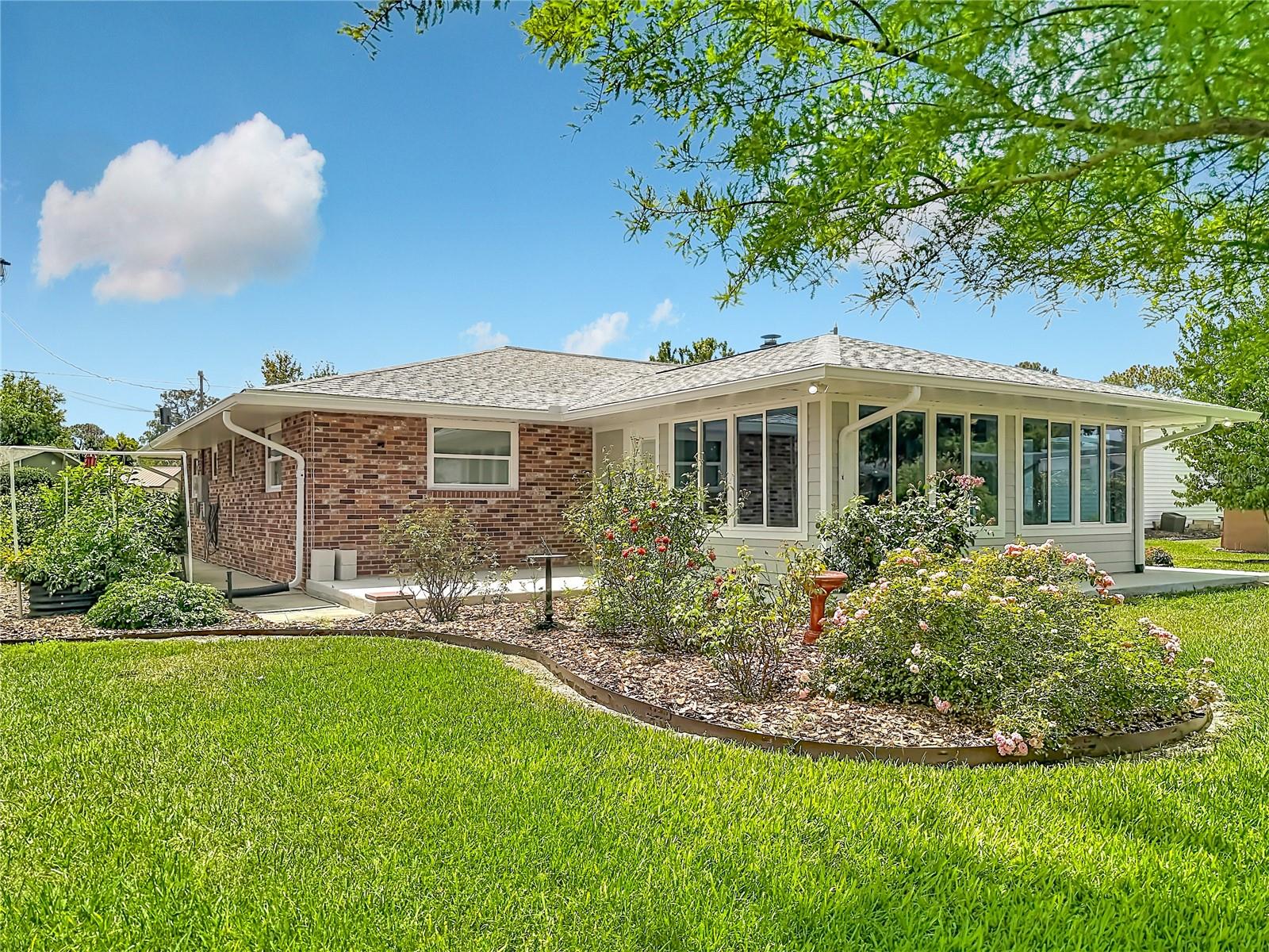 12547 PINE ISLAND DR, LEESBURG, FL, 34788