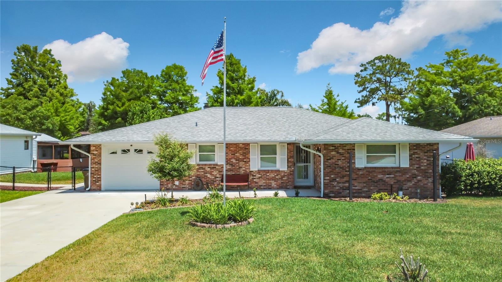 12547 PINE ISLAND DR, LEESBURG, FL, 34788