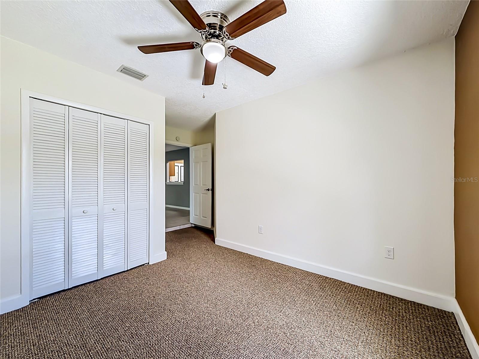 12547 PINE ISLAND DR, LEESBURG, FL, 34788