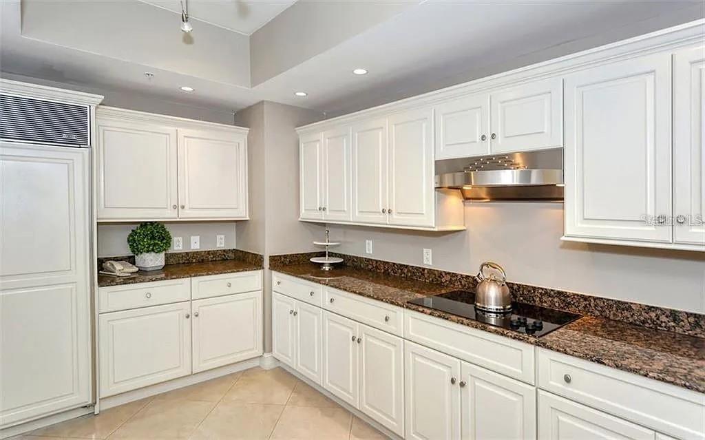 1111 RITZ CARLTON DR #1004, SARASOTA, FL, 34236