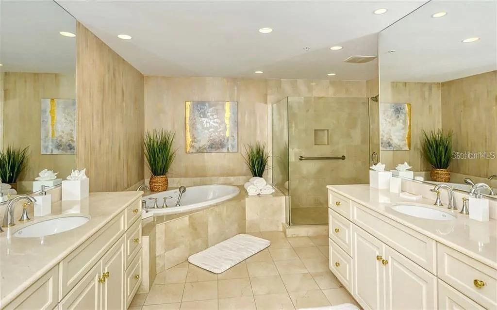 1111 RITZ CARLTON DR #1004, SARASOTA, FL, 34236