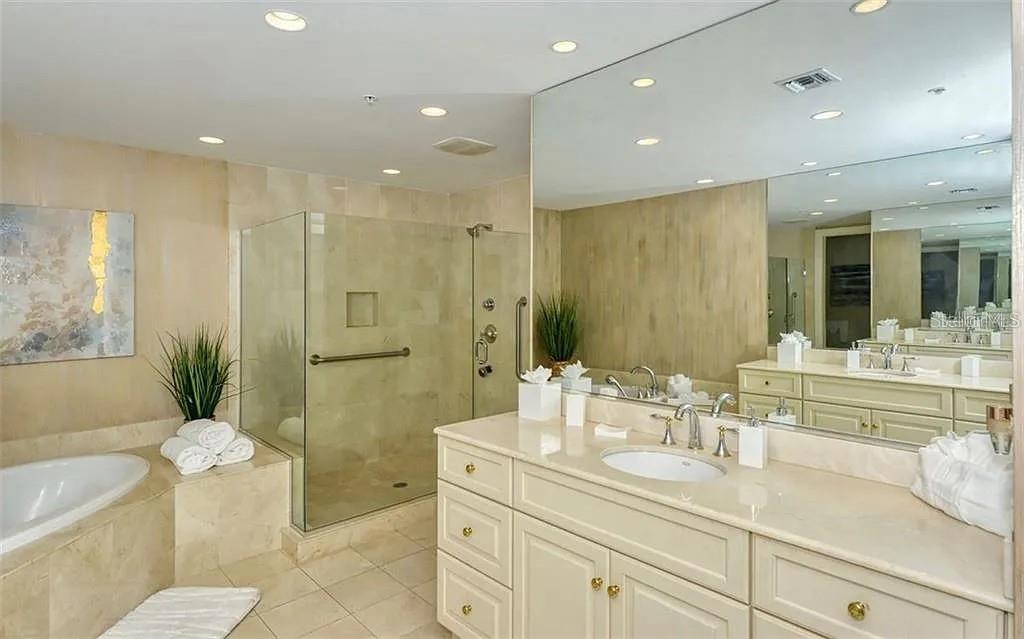 1111 RITZ CARLTON DR #1004, SARASOTA, FL, 34236