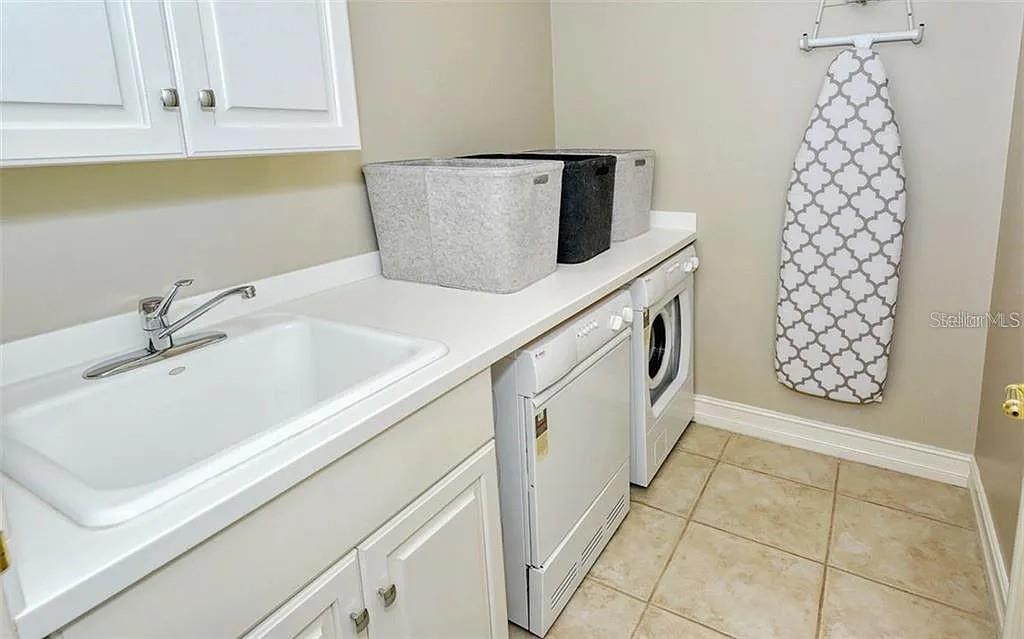 1111 RITZ CARLTON DR #1004, SARASOTA, FL, 34236