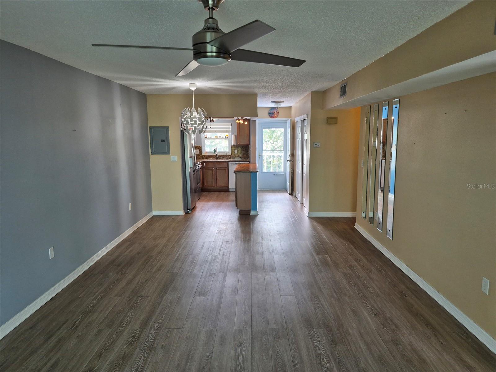 4939 FLORAMAR TER #203, NEW PORT RICHEY, FL, 34652