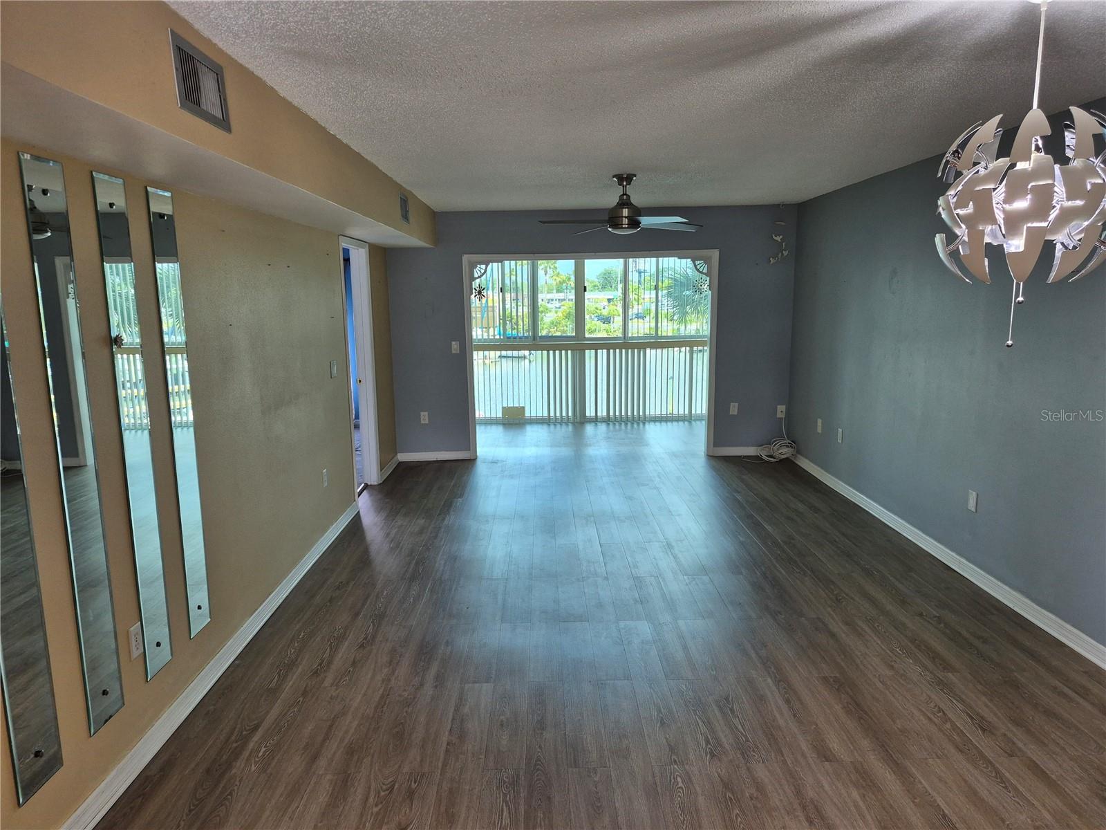 4939 FLORAMAR TER #203, NEW PORT RICHEY, FL, 34652